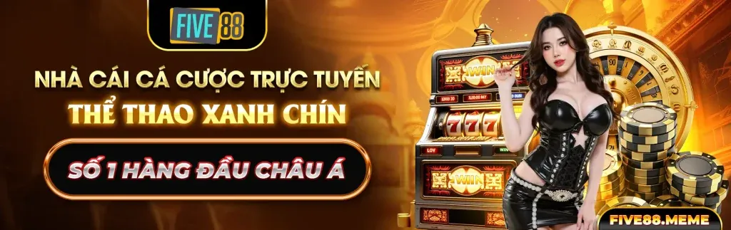 Sân vận động bóng đá với ánh sáng vàng, thể hiện chiến thắng và cá cược thể thao đỉnh cao tại FU88